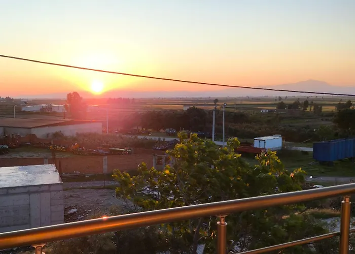 Holiday home Soem Elaia House *